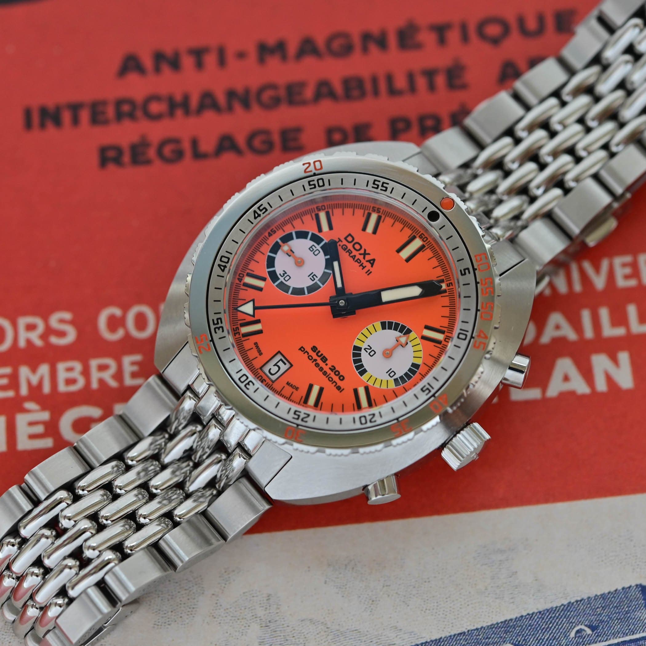 Doxa SUB 200 T.GRAPH II: عودة أيقونة كرونوغراف الغوص لعام 1969 كسلسلة دائمة وأنحف