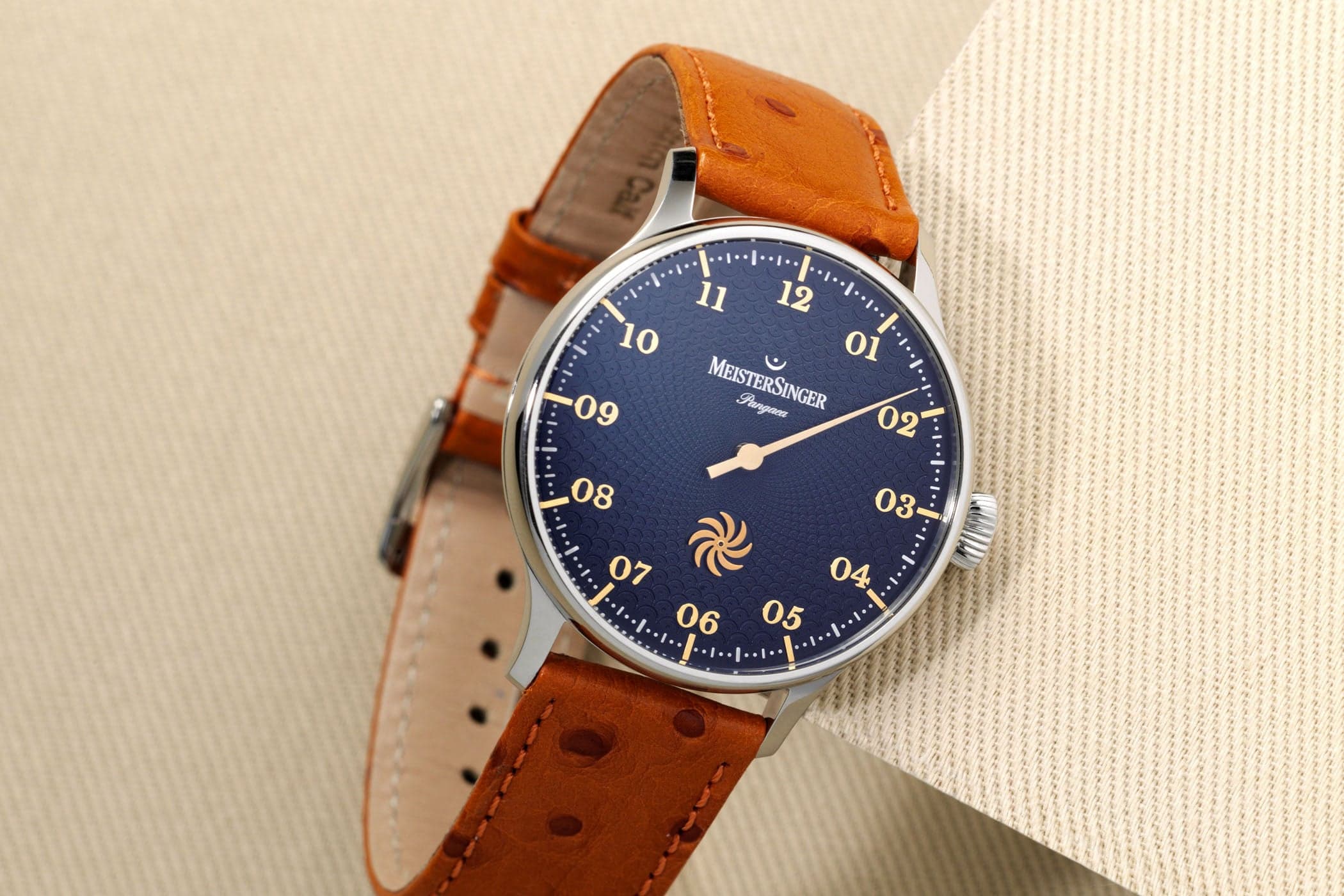 MeisterSinger Pangaea — Textured Fermata Dial and Rotating Sun Wheel for the Single-Hand Classic