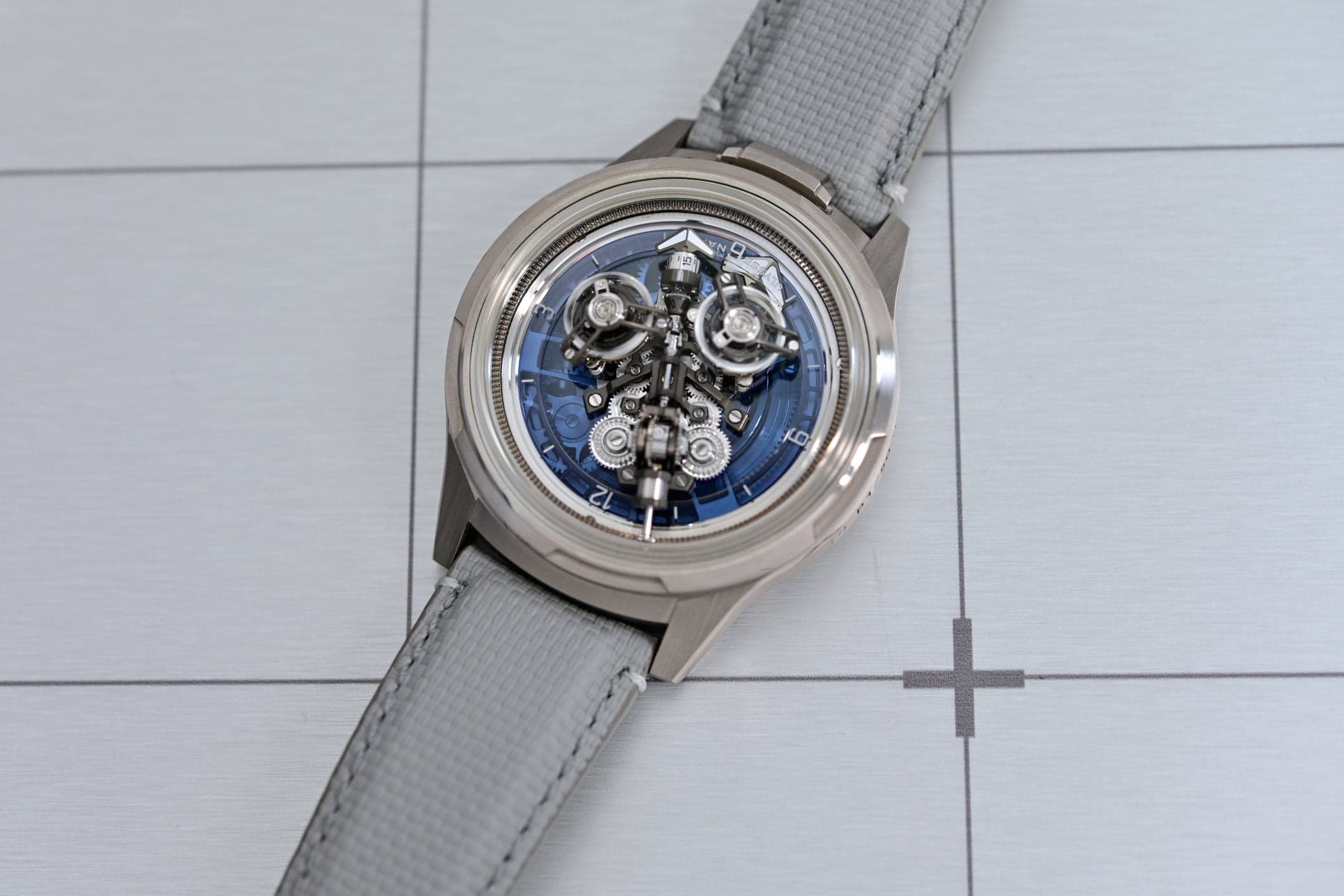 يوليس ناردن [سوبر] فريك: أعقد ساعة "ساعات ودقائق فقط" في التاريخ، احتفاءً بـ25 عاماً على أيقونة الفريك