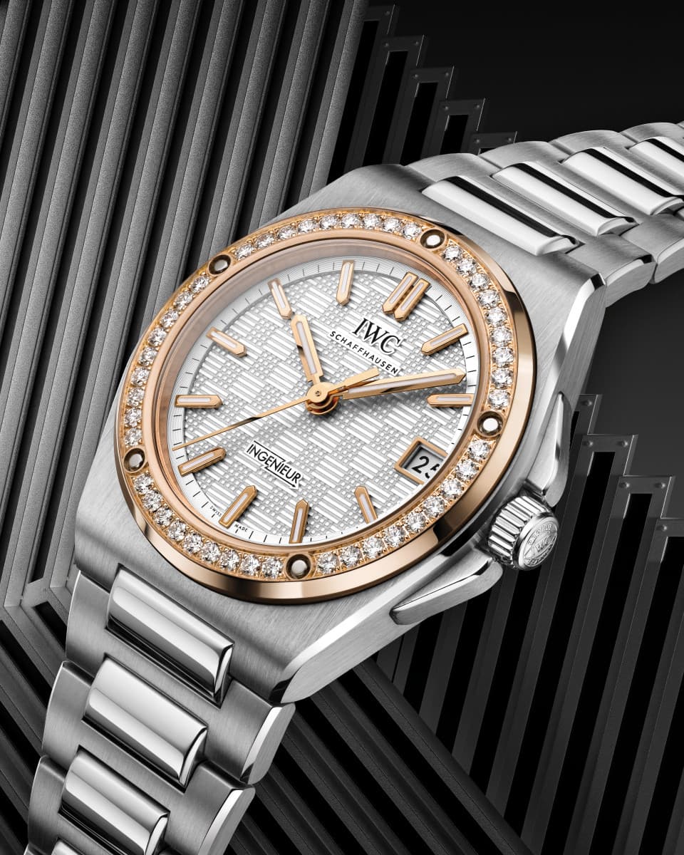 IWC إنجينيور أوتوماتيك 35: إطار ألماس بذهب 5N (IW324911) وفولاذ أزرق داكن (IW324907) — إنجينيور المدمجة