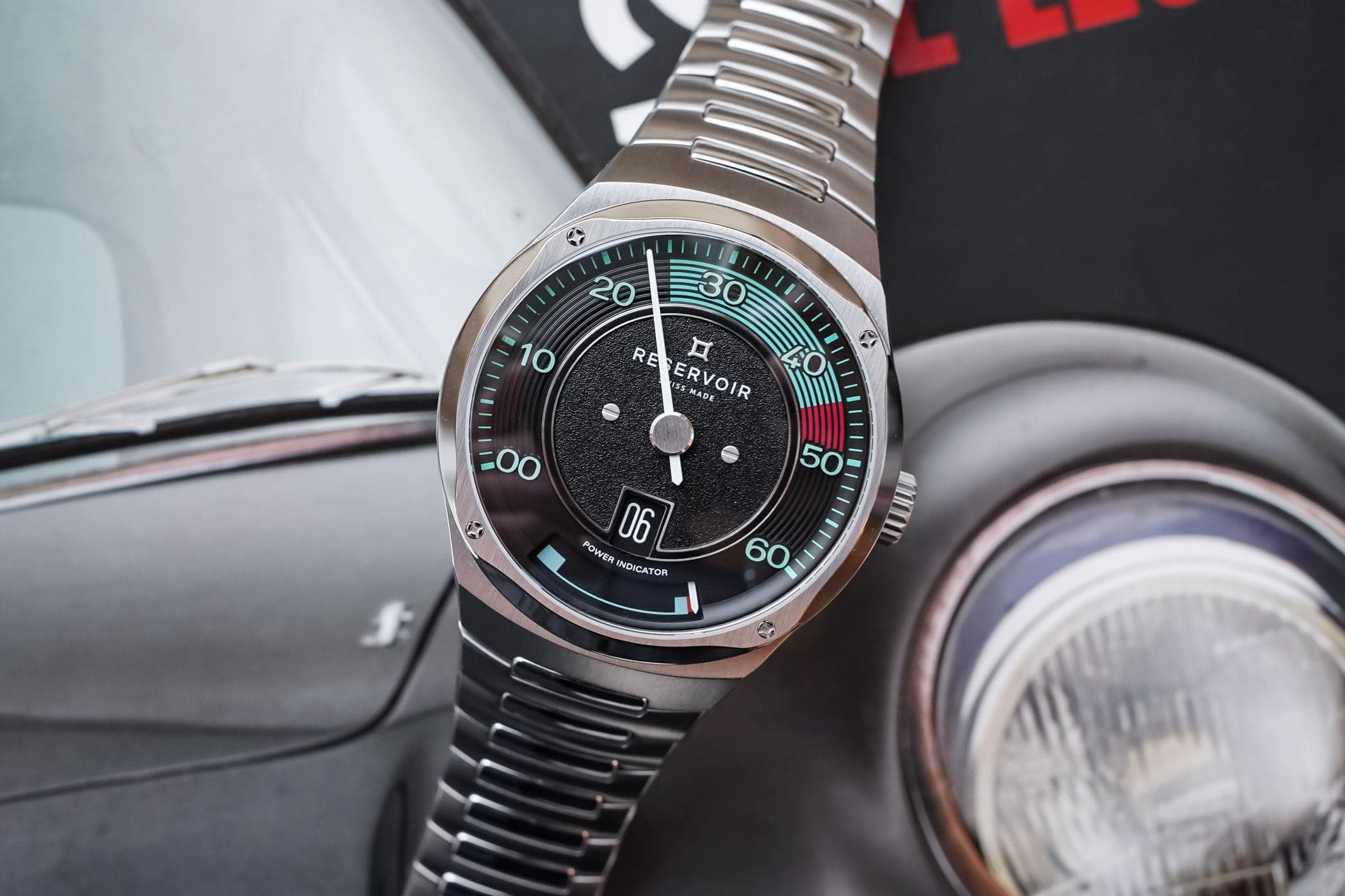 مجموعة Reservoir Mark II: العلامة الفرنسية المستقلة تدخل أخيرًا عالم السوار المدمج — GT Tour و Kanister و Airfight Jet بوحدة RSV-240 الداخلية للساعة القافزة، بسعر 7,200 يورو