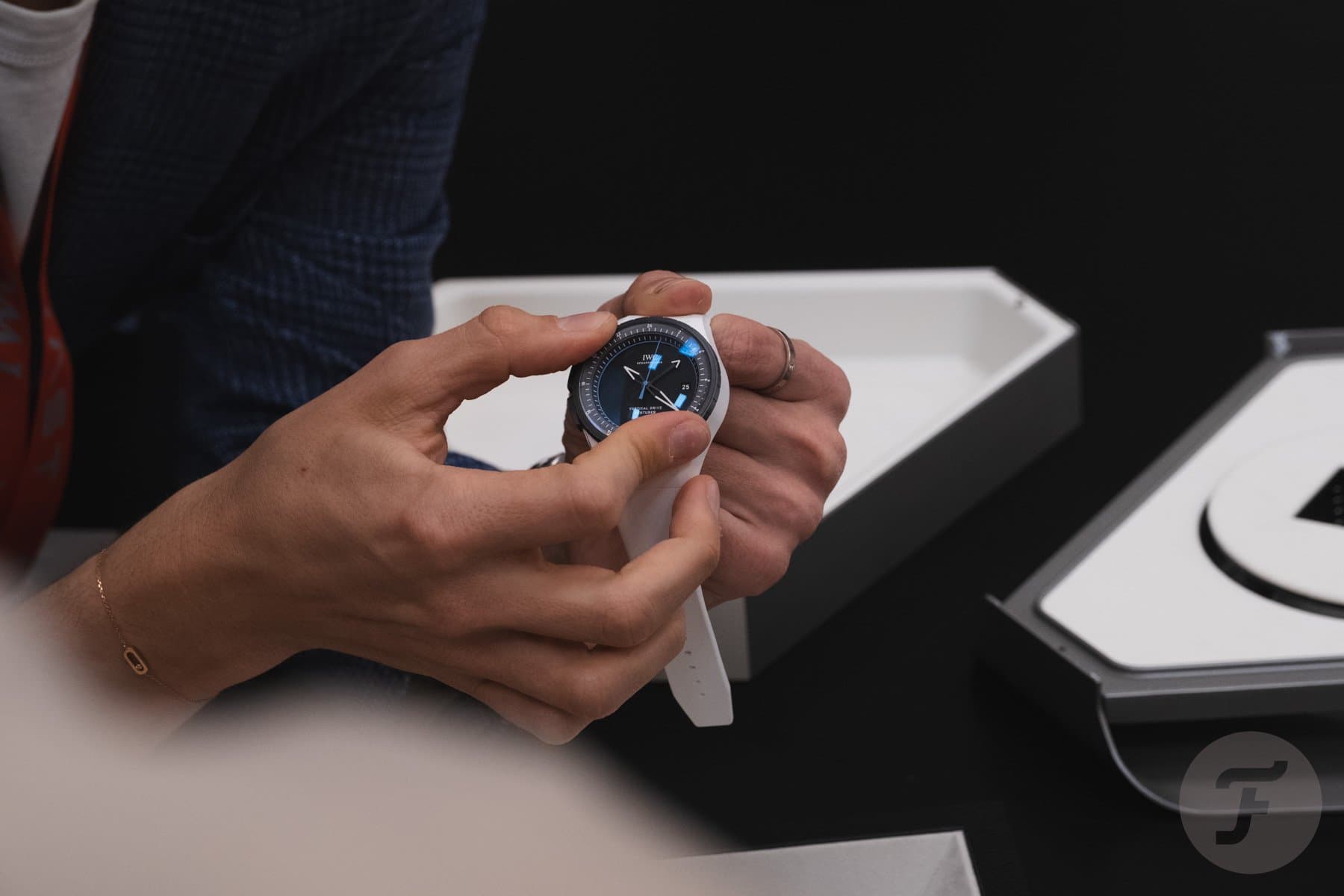 IWC Pilot's Venturer Vertical Drive: ساعة الفضاء بلا تاج المعتمدة للرحلات الفضائية البشرية