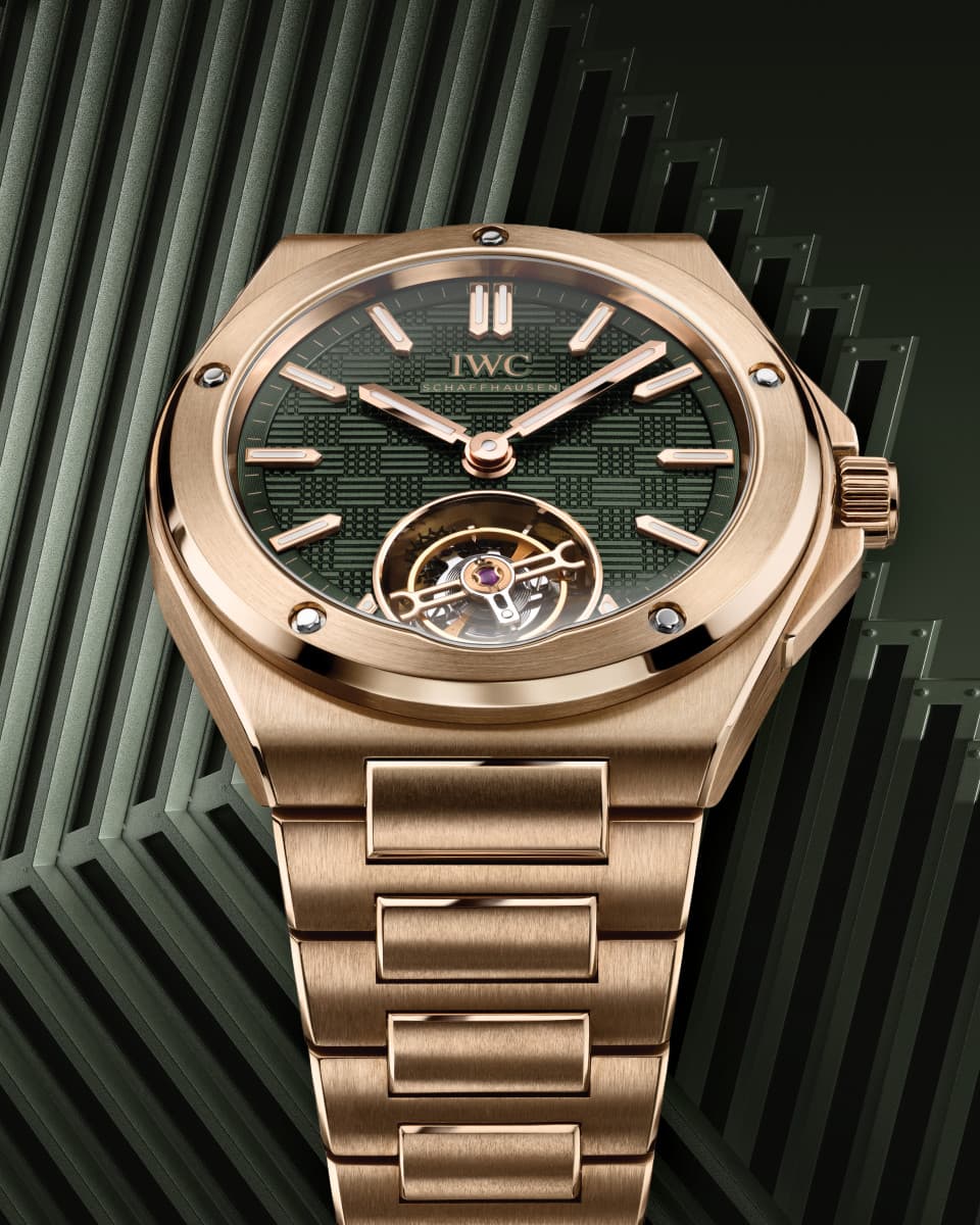 IWC إنجينيور توربيون 41 (المرجع IW345901): توربيون طائر من ذهب 5N عيار 18، محدود بـ100 قطعة — 125,000 فرنك سويسري